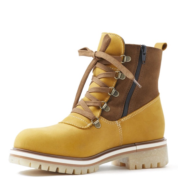 *PRICE DROP* Saute Mouton Suede + Wool-lined Ankle Boots - Size 40 / 9 - EUC - Picture 2 of 16